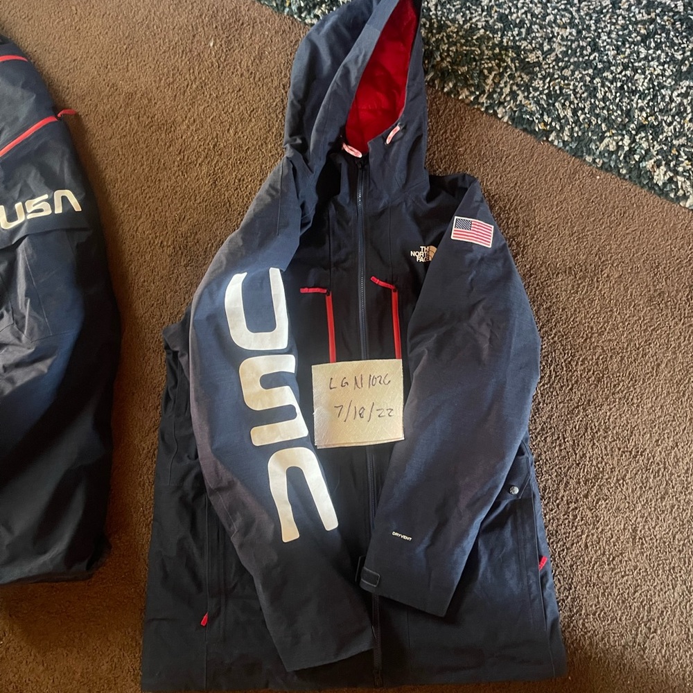 Worn once. Just not a huge fan of The North Face. No flaws.